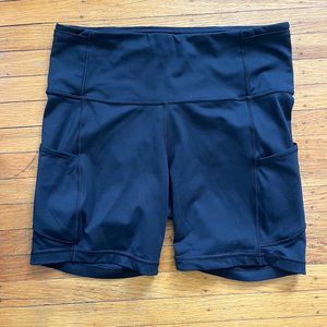 Lulu lemon black shorts